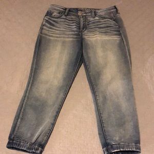American Eagle denim jogger
